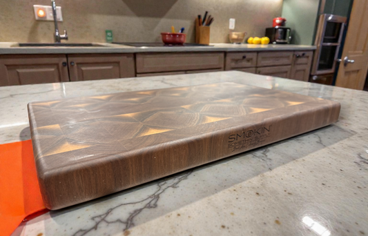 Walnut Pattern End Grain Board - Smokin' Somethin' Supply